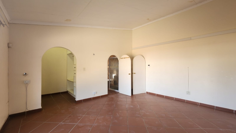 To Let 4 Bedroom Property for Rent in Schoemansville North West